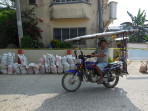 Habal-habal motorcycle taxi in the Philippines | Ummi Goes Where?