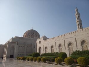 Sultan Qaboos Grand Mosque, Muscat | Ummi Goes Where?