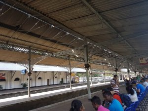 Kandy Train Station | Ummi Goes Where?