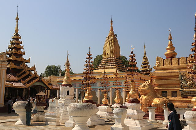 Shwezigon pagoda Bagan